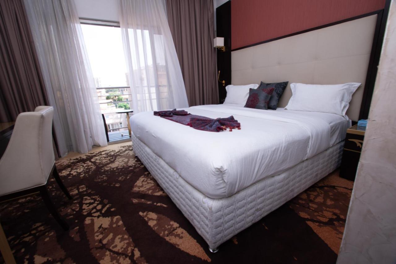 Hôtel Fleur de Lys Plateau Dakar Extérieur photo