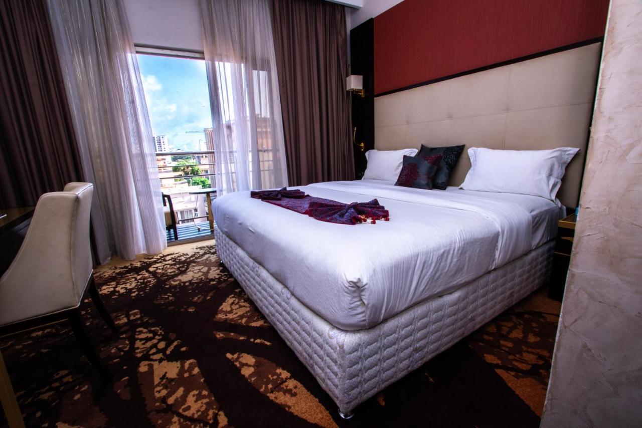Hôtel Fleur de Lys Plateau Dakar Extérieur photo