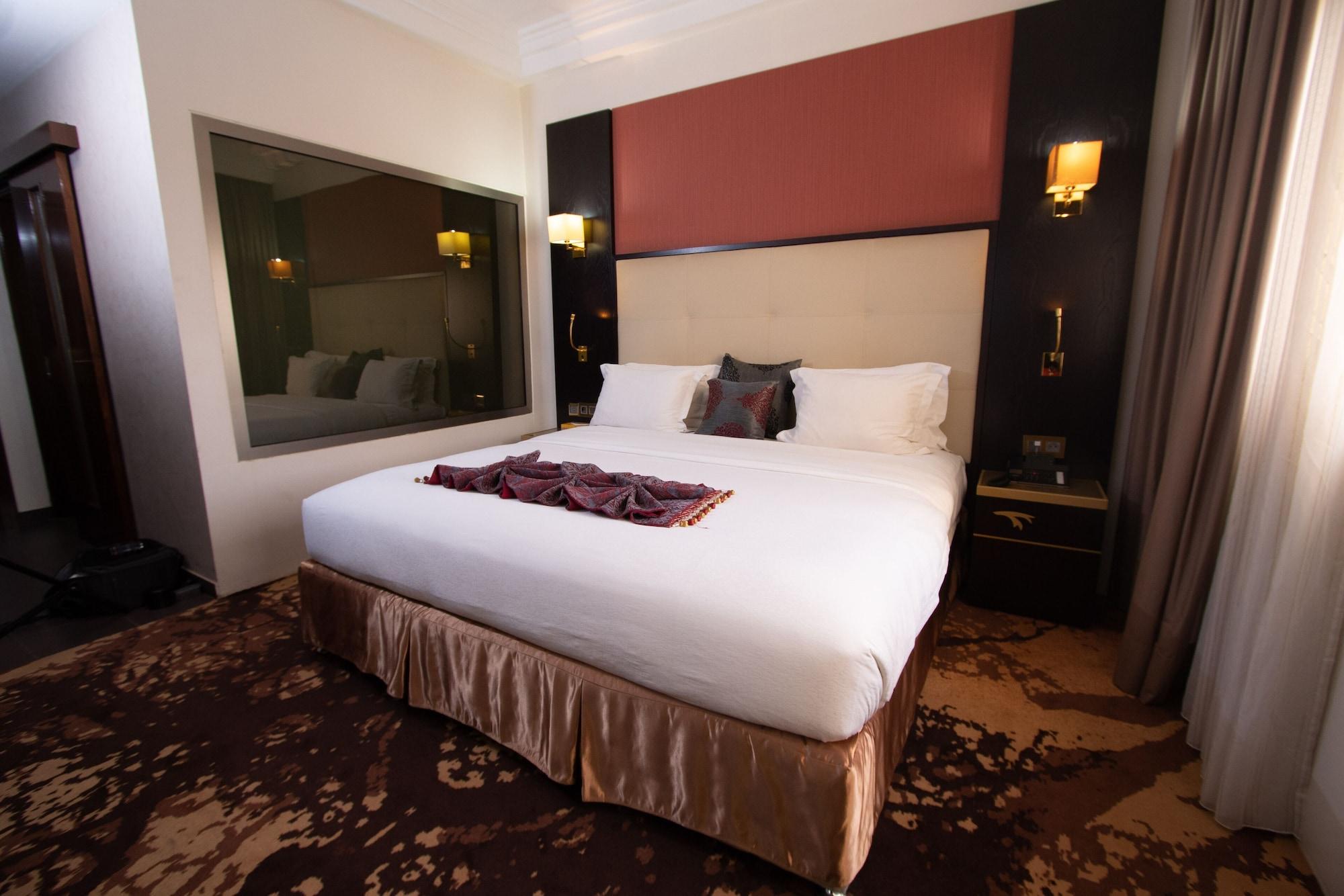 Hôtel Fleur de Lys Plateau Dakar Extérieur photo