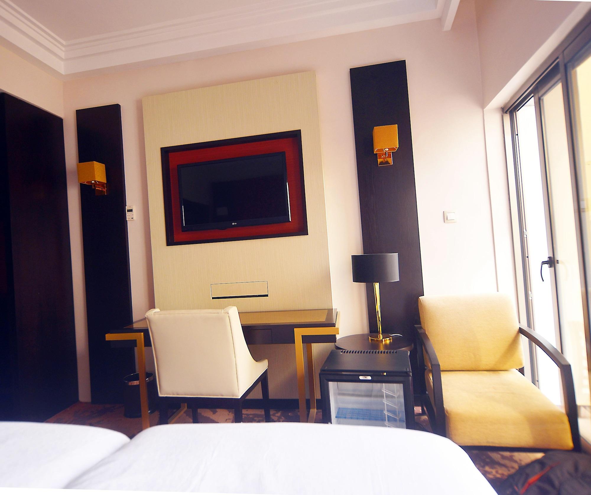 Hôtel Fleur de Lys Plateau Dakar Extérieur photo