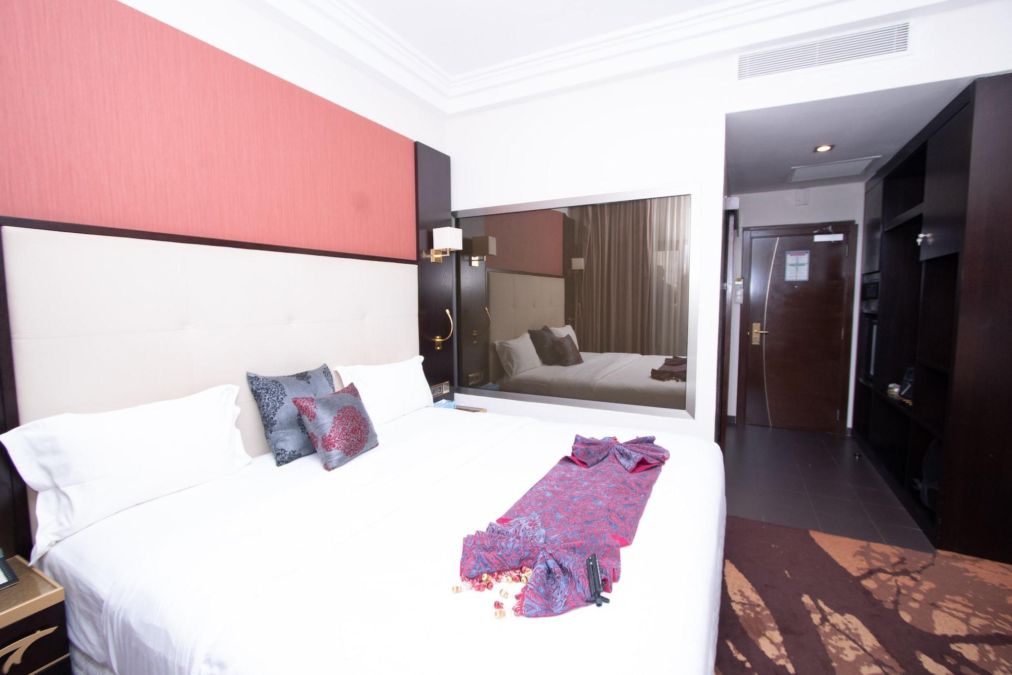 Hôtel Fleur de Lys Plateau Dakar Extérieur photo