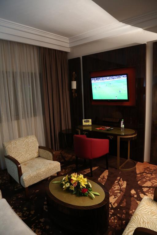 Hôtel Fleur de Lys Plateau Dakar Extérieur photo