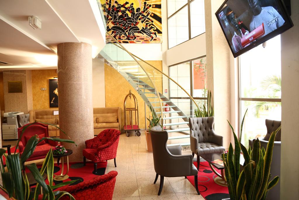 Hôtel Fleur de Lys Plateau Dakar Extérieur photo